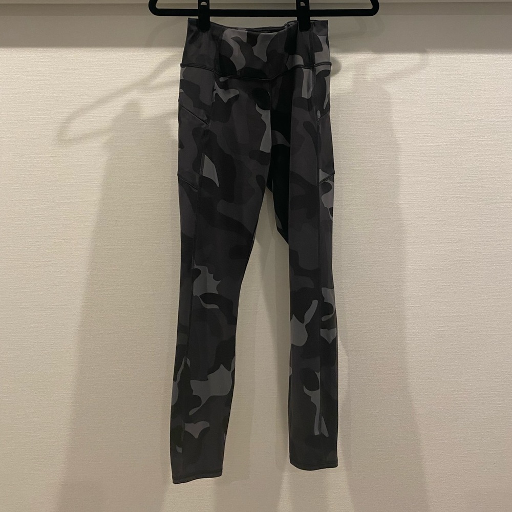 Athleta Black Camo Leggings
